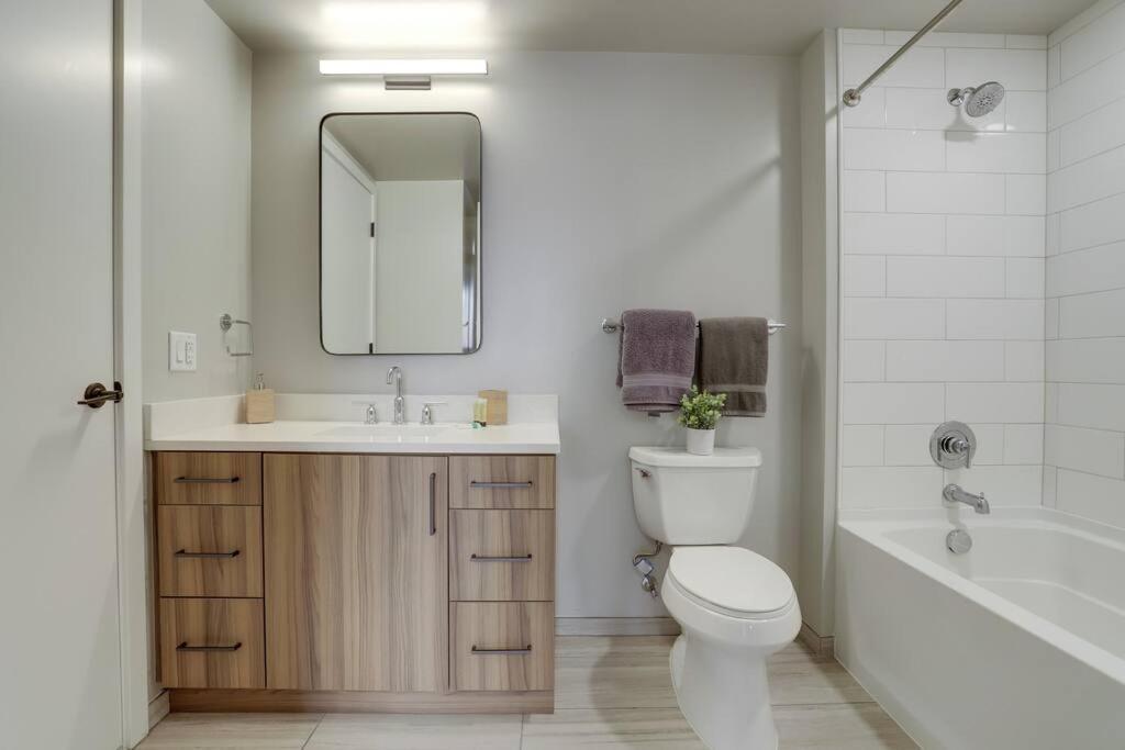 Gorgeous 1 Bedroom At Clarendon With Gym And Rooftop Арлінгтон Екстер'єр фото